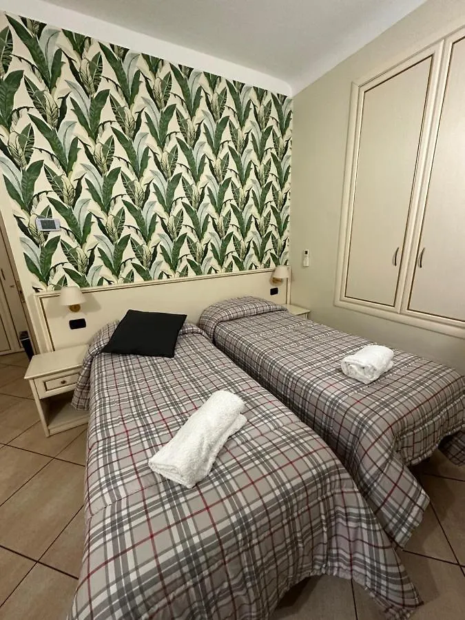 Camere Chicca Sanremo 0*,